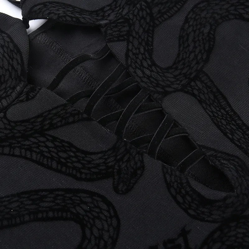 Vestido «Midnight Muse» corto con mangas transparentes